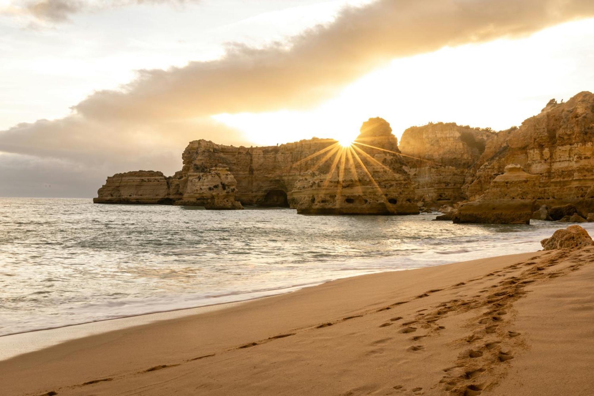 Vila com piscina a 5 minutos da Praia Alcantarilha Exterior foto