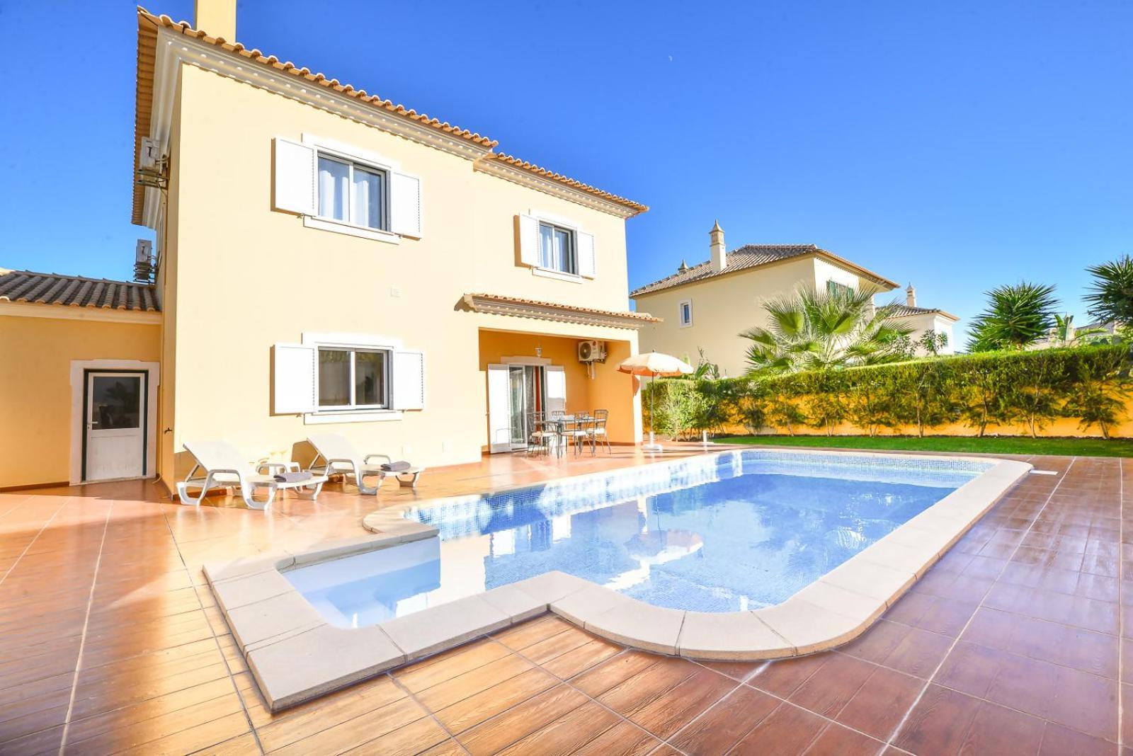 Vila com piscina a 5 minutos da Praia Alcantarilha Exterior foto